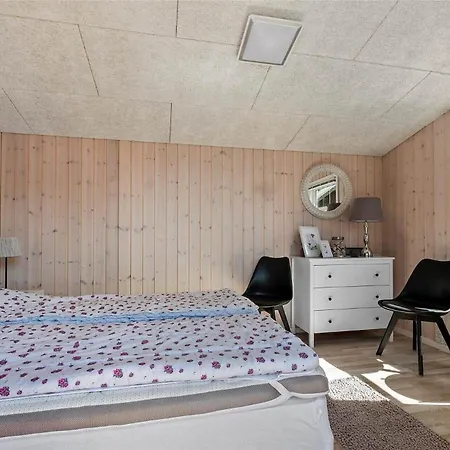 Ha210-hals-spaettevej-5 * Hals